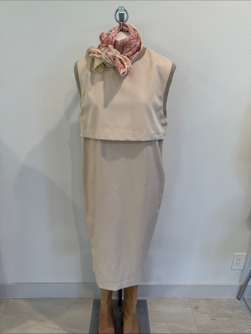 NWOT Sleeveless Cream Midi Dress with Overlay Bodice Sz M